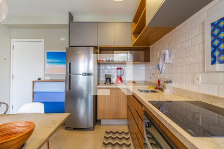 Cozinha de apartamento para alugar com 1 quarto, 33m² em Pinheiros, São Paulo