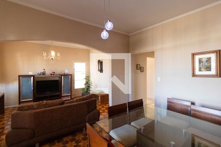 Salas de casa para alugar com 4 quartos, 250m² em Jardim Eulina, Campinas