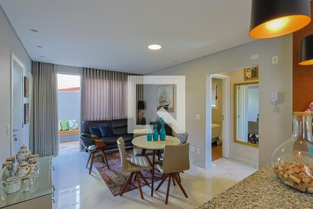 Apartamento à venda com 2 quartos, 72m² em Santo Antônio, Belo Horizonte