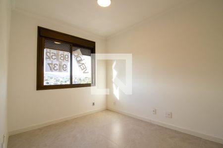 Suite de apartamento à venda com 2 quartos, 75m² em Chácara das Pedras, Porto Alegre