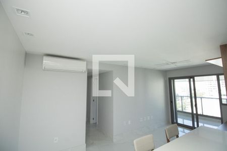 Sala, ar condicionado de apartamento para alugar com 2 quartos, 74m² em Vila Nova Conceição, São Paulo