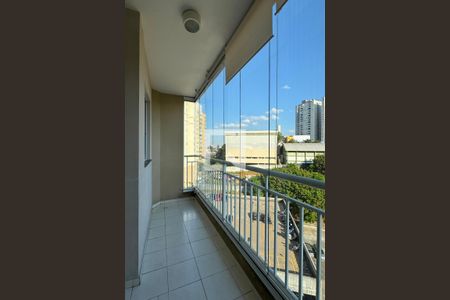 Varanda de apartamento à venda com 3 quartos, 79m² em Jardim Tupanci, Barueri