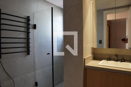 Banheiro de apartamento para alugar com 2 quartos, 60m² em Pinheiros, São Paulo