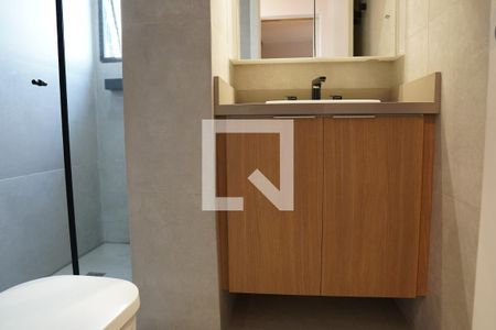 Banheiro de apartamento para alugar com 2 quartos, 60m² em Pinheiros, São Paulo