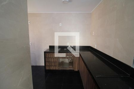 Sala / Cozinha de apartamento para alugar com 2 quartos, 210m² em Vila Irmaos Arnoni, São Paulo