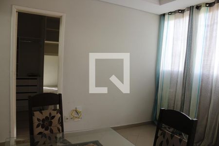 Sala de apartamento para alugar com 2 quartos, 45m² em Jardim Vitoria, Belo Horizonte