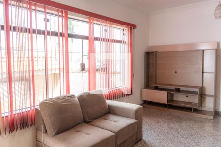 Sala de casa para alugar com 5 quartos, 259m² em Vila Polopoli, São Paulo