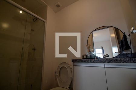 Banheiro da Suíte de apartamento para alugar com 1 quarto, 32m² em Jardim Monte Azul, São Paulo