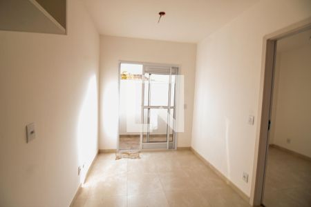 Sala de apartamento para alugar com 1 quarto, 32m² em Jardim Monte Azul, São Paulo