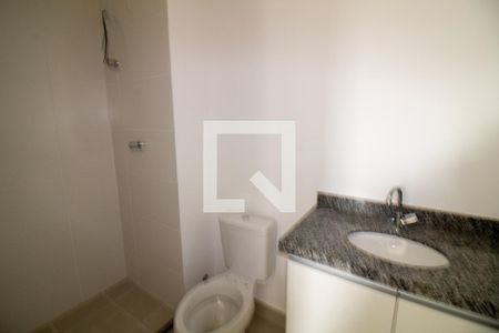 Banheiro da Suíte de apartamento para alugar com 1 quarto, 32m² em Jardim Monte Azul, São Paulo