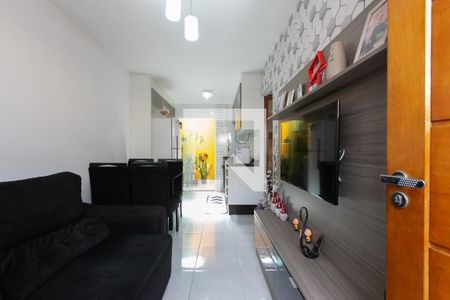 Sala de casa de condomínio para alugar com 2 quartos, 45m² em Parada Xv de Novembro, São Paulo