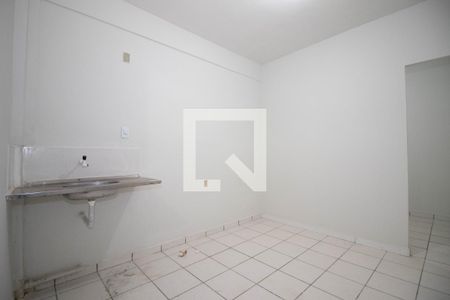 Cozinha de apartamento para alugar com 1 quarto, 30m² em Taguatinga Norte, Brasília