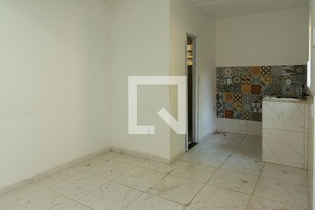 Sala de casa para alugar com 1 quarto, 50m² em Taquara, Rio de Janeiro