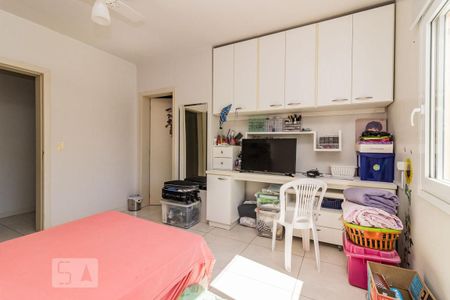 Dormitório de casa para alugar com 3 quartos, 268m² em Vila Nova, Porto Alegre