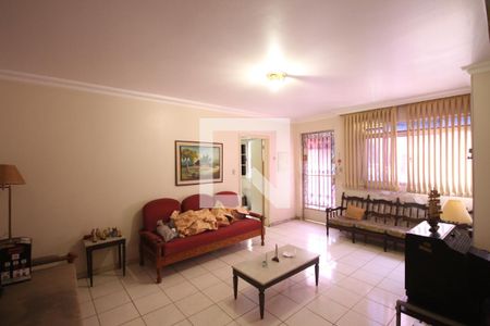 Sala de casa para alugar com 3 quartos, 457m² em Cambuci, São Paulo