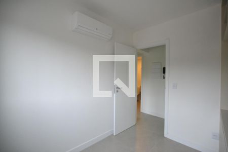 Quarto 1 de apartamento para alugar com 2 quartos, 50m² em Centro Histórico, Porto Alegre