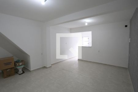 Kitnet/Studio de casa para alugar com 1 quarto, 32m² em Vila Nhocune, São Paulo