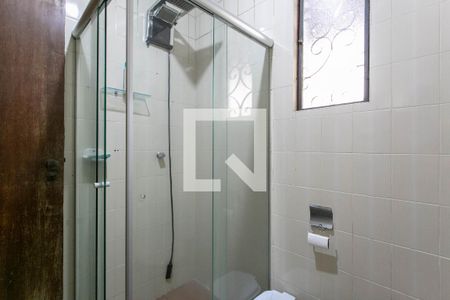 Banheiro de casa para alugar com 2 quartos, 70m² em Santa Branca, Belo Horizonte