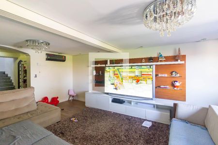 Sala de casa para alugar com 4 quartos, 250m² em Cidade das Flores, Osasco