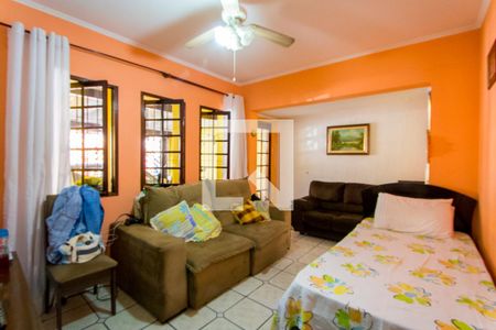 Sala de estar de casa à venda com 2 quartos, 131m² em Vila Floresta, Santo André