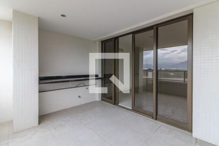 Varanda de apartamento para alugar com 3 quartos, 131m² em Barra da Tijuca, Rio de Janeiro