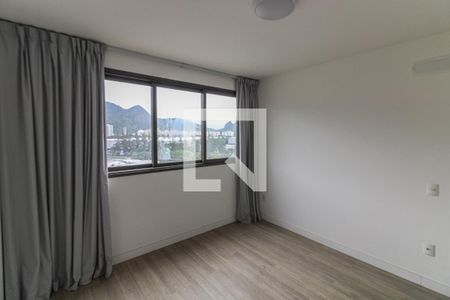 Suíte de apartamento para alugar com 2 quartos, 134m² em Barra da Tijuca, Rio de Janeiro