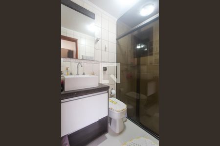 Banheiro suite de apartamento à venda com 3 quartos, 159m² em Jardim Itu, Porto Alegre