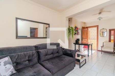 Sala de casa para alugar com 3 quartos, 140m² em Santo Antônio, Porto Alegre