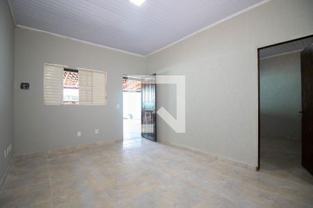 Sala de casa para alugar com 3 quartos, 250m² em Sh Sol Nascente, Brasília