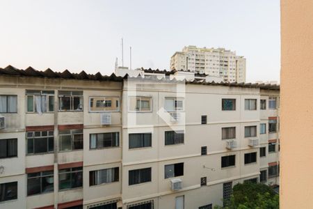 Vista  de apartamento para alugar com 2 quartos, 78m² em Jacarepaguá, Rio de Janeiro